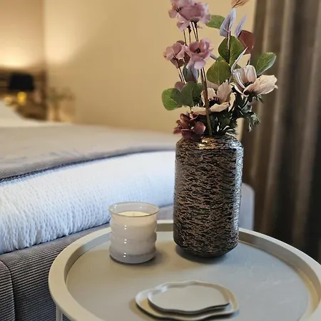 Thea Golden Boutique Apartment *