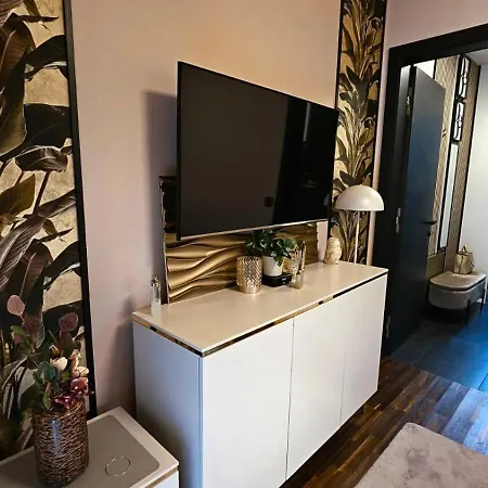 Thea Golden Boutique Apartment *